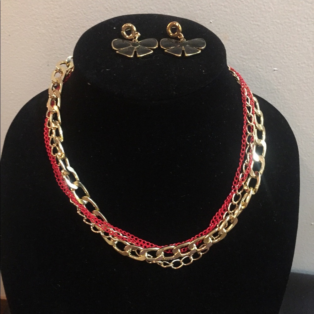 New earrings & necklace set